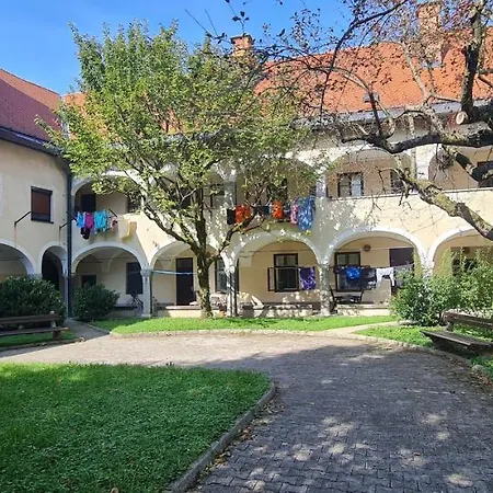 Modern Apartment Hrenova Street Ljubljana Exterior photo